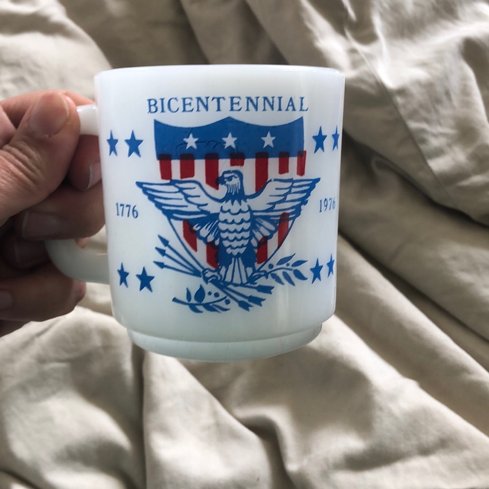Vintage Bicentennial Pyrexx where coffee cup
